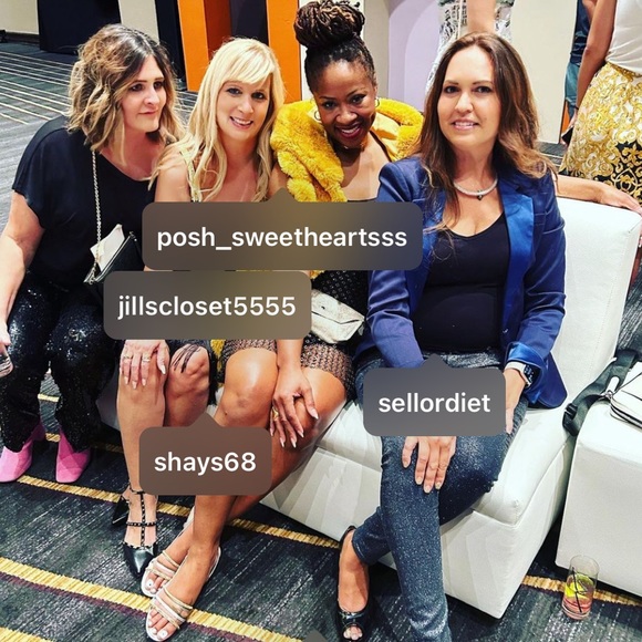 Follow on Instagram! @Shays68_closet - Picture 9 of 16